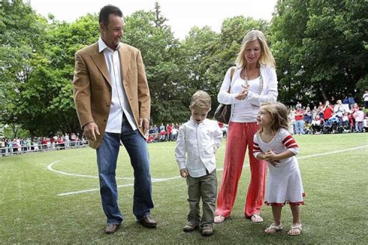 Unlocking The Secrets Of Stacy Wakefield's $10 Million Fortune