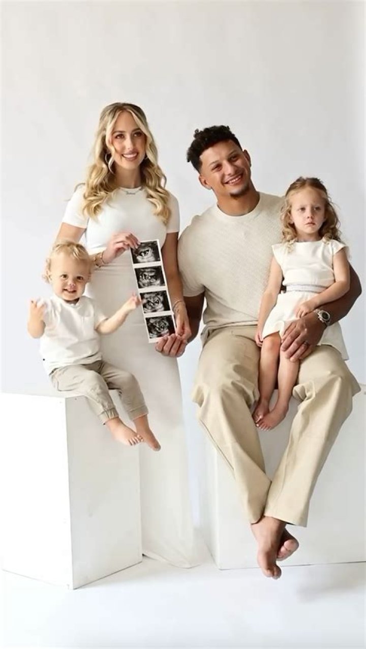 Unraveling The Mystery Of Brittany Mahomes' Pregnancy