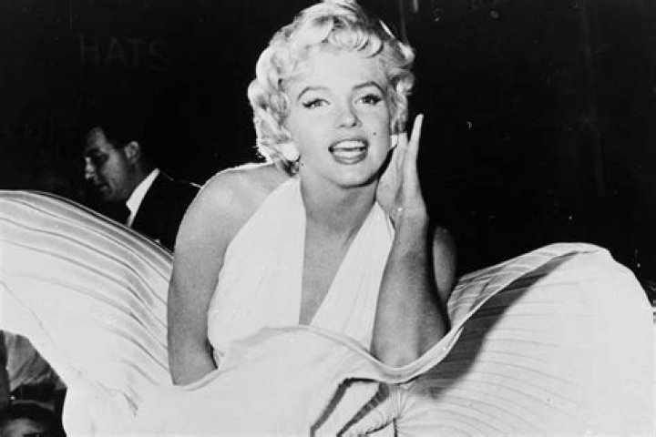 Unseen Photos Of Marilyn Monroe's Last Moments