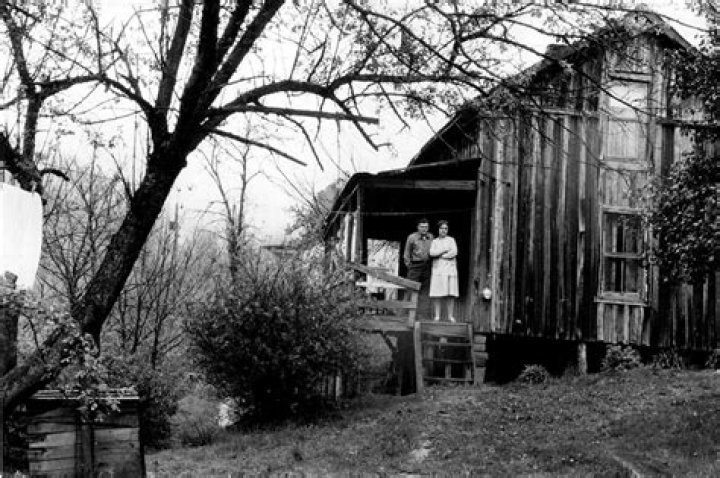 Unveil The Secrets: Loretta Lynn's Relationships Unraveled