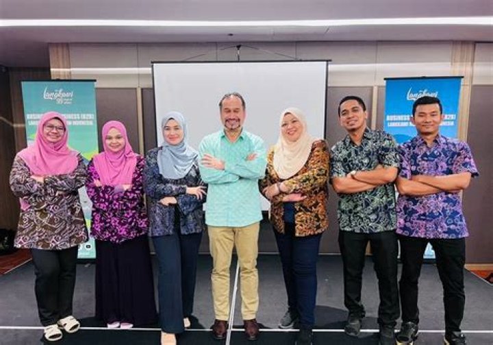 Unveiling Antony Starr: The Indonesian Connection