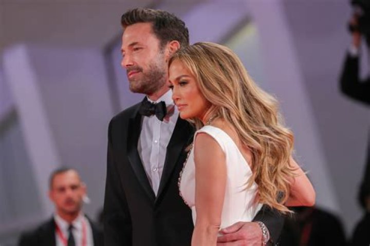 Unveiling Ben Affleck's True Height: A Definitive Guide