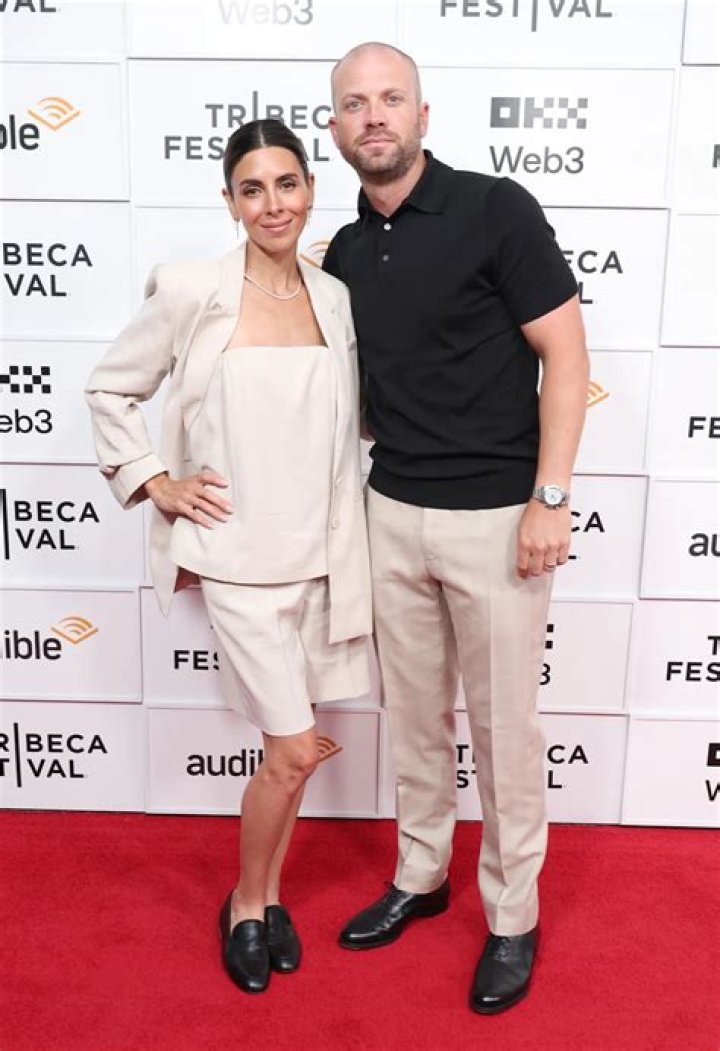 Unveiling Jamie-Lynn Sigler's Husband: A Journey Of Love And Baseball