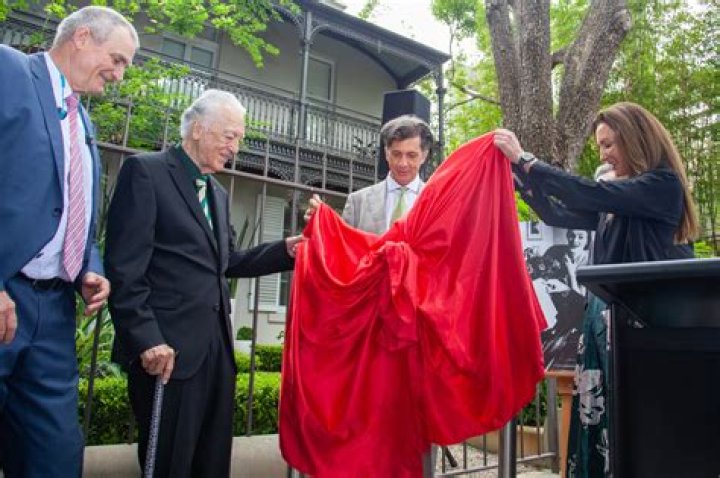 Unveiling Kiefer Sutherland's Enormous Fortune