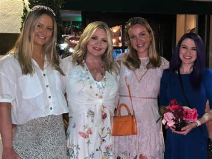 Unveiling Rhonda Worthey: Troy Aikman's Former Flame