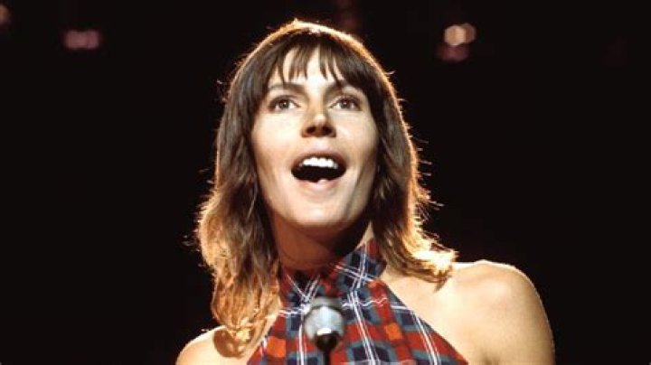 Unveiling The Cause Behind Helen Reddy's Tragic Demise