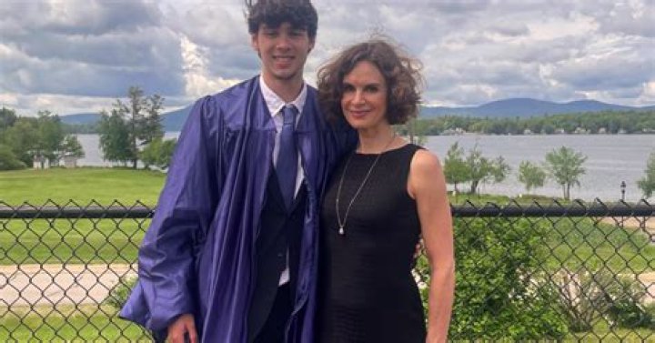 Unveiling The Extraordinary Life Of Elizabeth Vargas: Eric Close's Wife