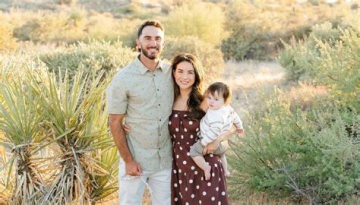 Unveiling The Inner Circle: Discover Max Homa's Family's Role In His Triumphs