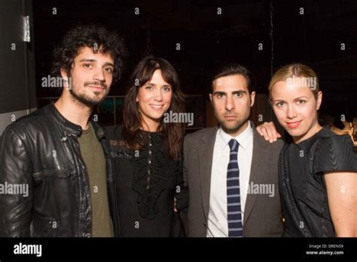 Unveiling The Intriguing Bond: Kristen Wiig And Fabrizio Moretti