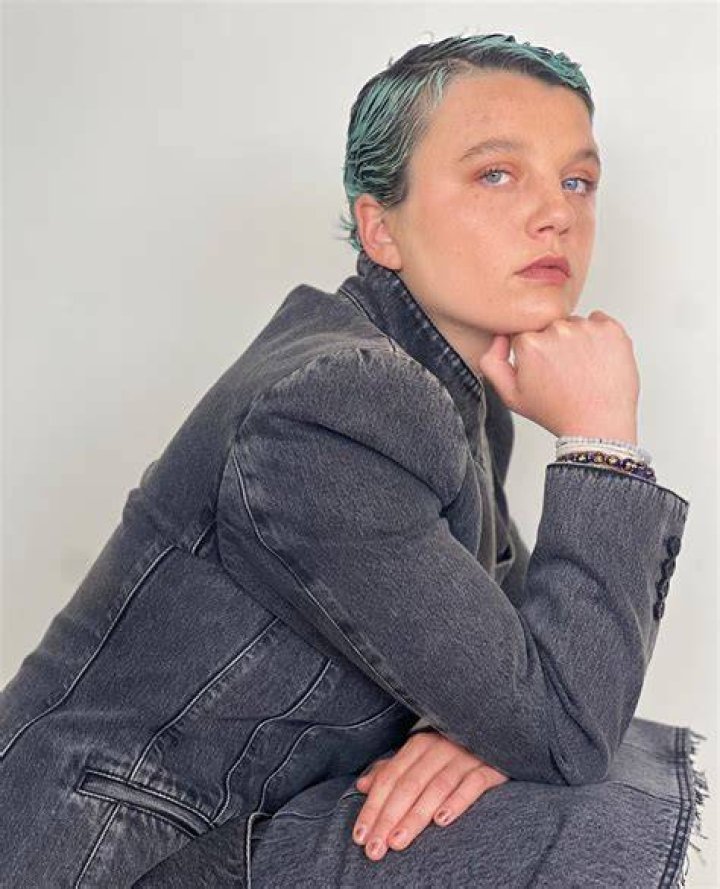 Unveiling The Multifaceted World Of Stefania LaVie Owen