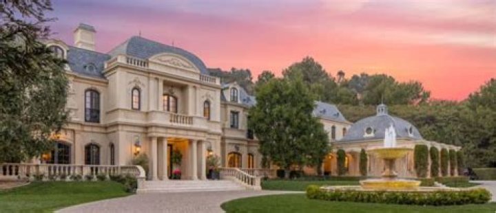 Unveiling The Sale Price: Heather Dubrow's Luxurious Mansion