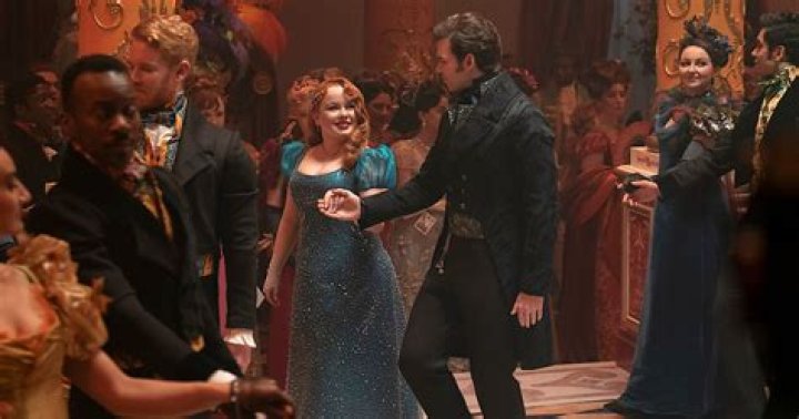 Unveiling The Steamy Bridgerton Mirror Scene: A Captivating Episode