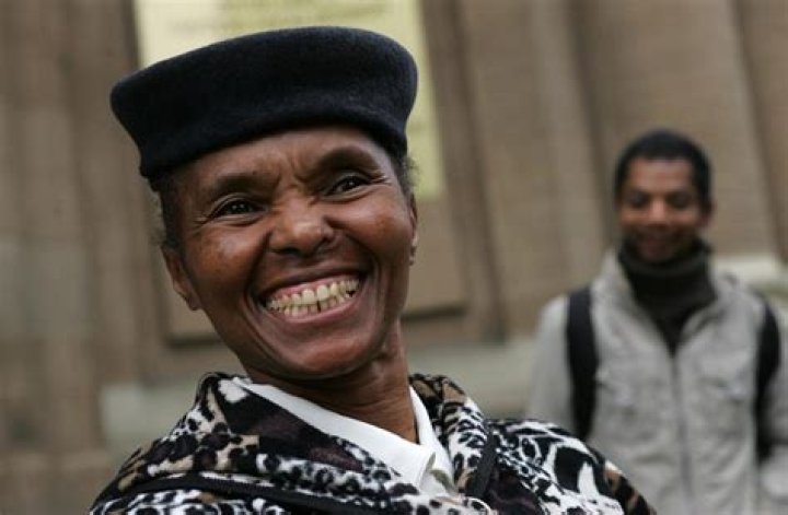 Unveiling The Truth: Is Trevor Noah's Mother?