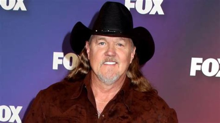 Unveiling Trace Adkins' Towering Height: A Physical Advantage In The Spotlight