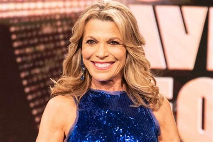 Vanna White's Annual Income: Uncovering Her Yearly Salary