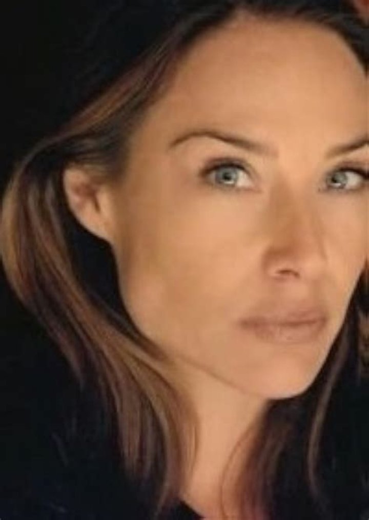 What Became Of Claire Forlani?
