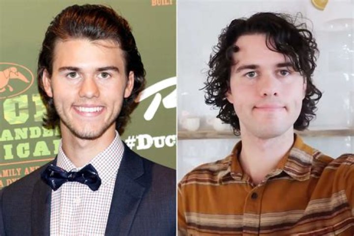 What Happened To The Robertson Family?