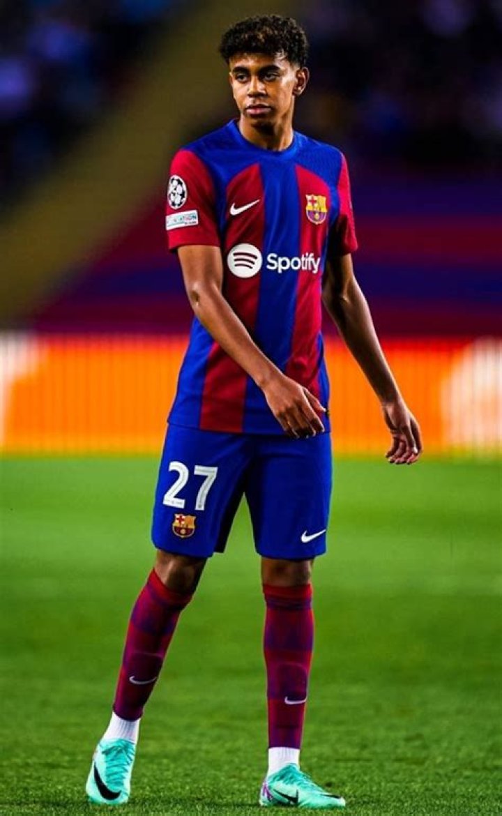 What Is Lamine Yamal's Weight In Pounds?
