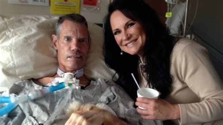 When Did Randy Travis Suffer His Stroke? Uncovering The Tragic Health Event