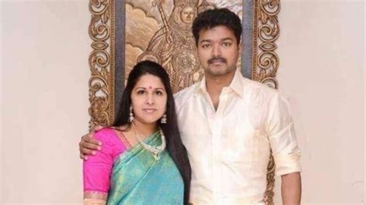 Where Does Vijay Sethupathi's Wife Reside?