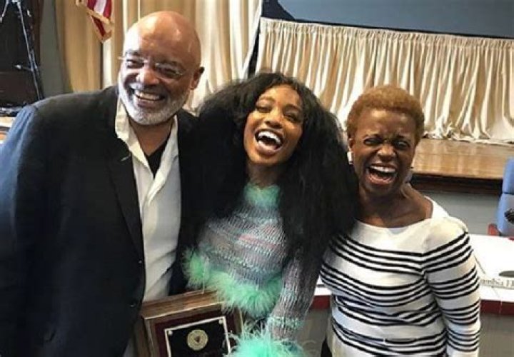 Where Is SZA's Parents From? Nationality And Heritage Explored