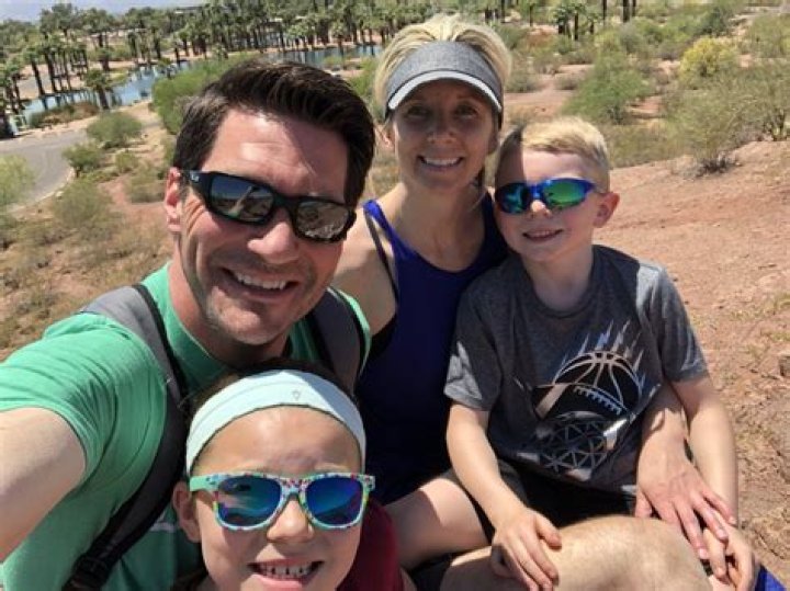 Who Is Huey Lewis Married To? Discover His Wife's Identity