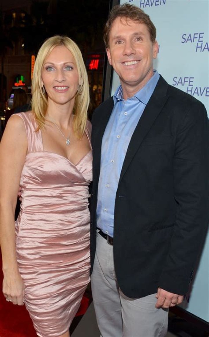 Who Is Nicholas Sparks Wife