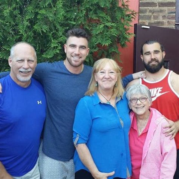 Who Is The Father Of Travis Kelce?