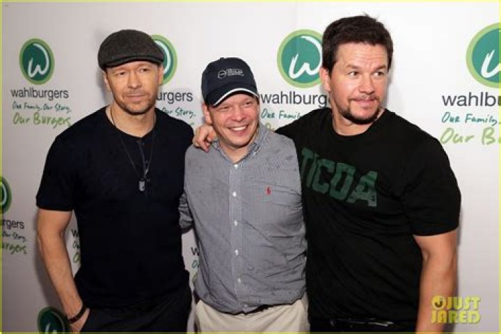 Who Was Mark Wahlberg In New Kids On The Block?