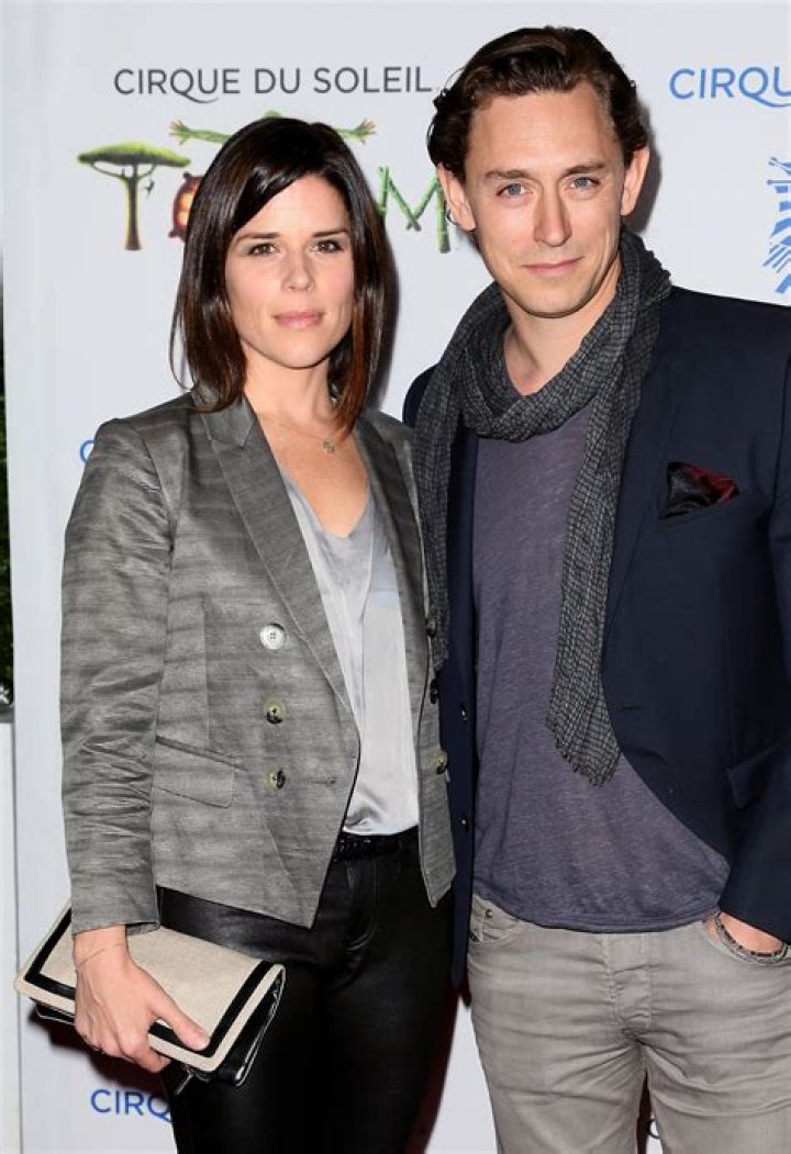 Your Ultimate Guide To Neve Campbell's Partner
